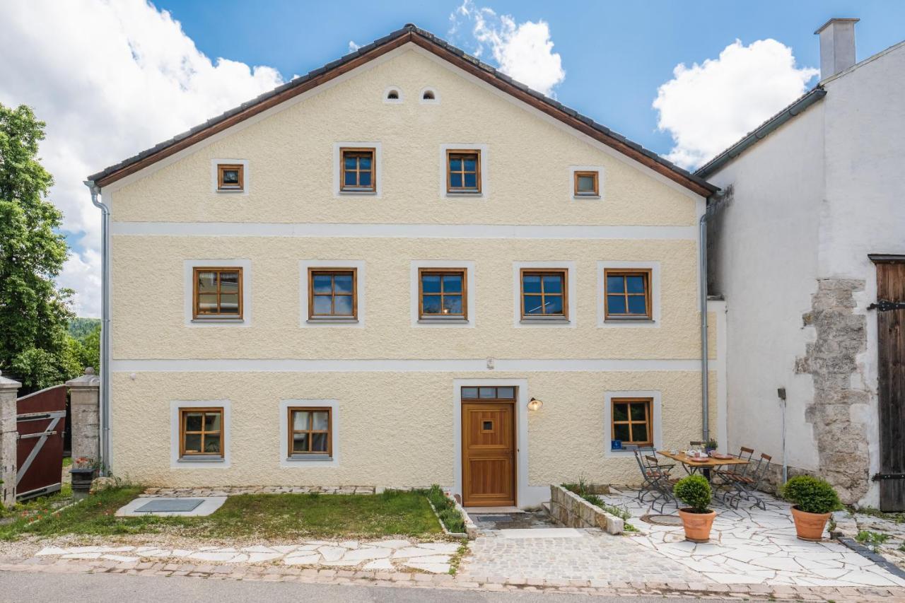 Historische Wohnung Mit Gehobenem Ambiente Walting Kültér fotó
